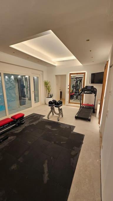 Appartement Ug Neubau City - Pool, Gym, Zweites Bad Extra Buchbar *